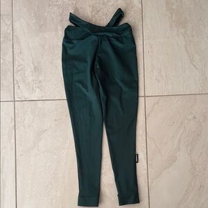 MONHNNY Forest Green Women's Leggings made from recycled products